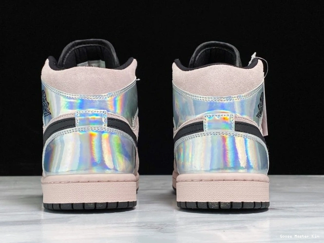 Mid Dirty Powder BQ6472-602 (W) Jordan Air Iridescent 1 0606